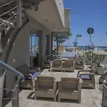 Dei Cesari - Fronte Mare - Breakfast Xxl Fino Alle 12 מלון 3*