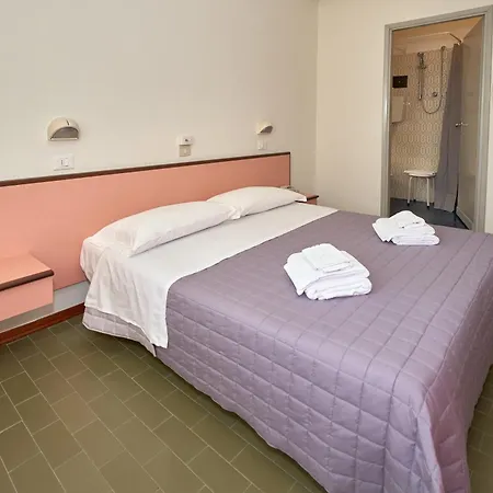Dei Cesari - Fronte Mare - Breakfast Xxl Fino Alle 12 3* Bellaria-Igea Marina