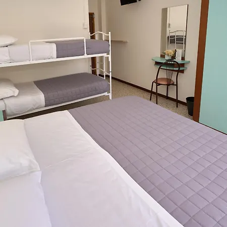 Dei Cesari - Fronte Mare - Breakfast Xxl Fino Alle 12 3* Bellaria-Igea Marina