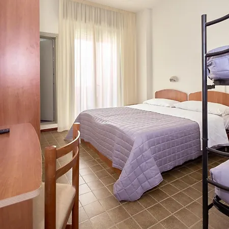 Dei Cesari - Fronte Mare - Breakfast Xxl Fino Alle 12 3* Bellaria-Igea Marina